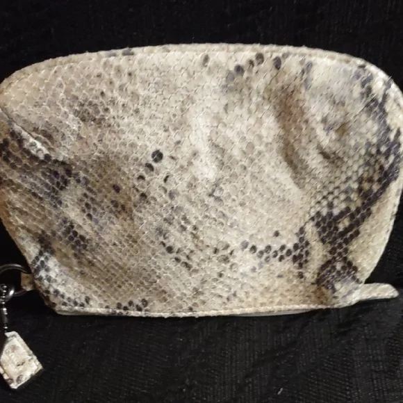 Coach Kristen Cream and Black Embossed Python Snakeskin Wristlet - Picture 8 of 10